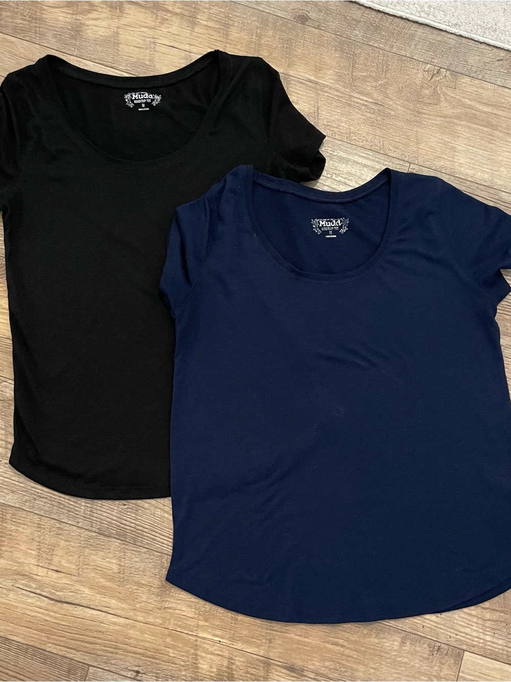 Mudd Short Sleeve Scoop Neck Tees - Black & Navy